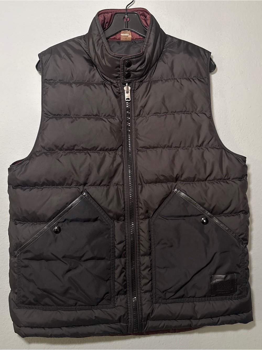 Coach Men's Quilted Puffer Vest in Black with Maroon Lining